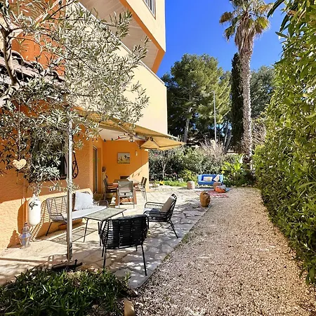 Hyerol Pour 4 Personnes Avec Parking Proche Des Plages Et Restaurants A Ιέρ